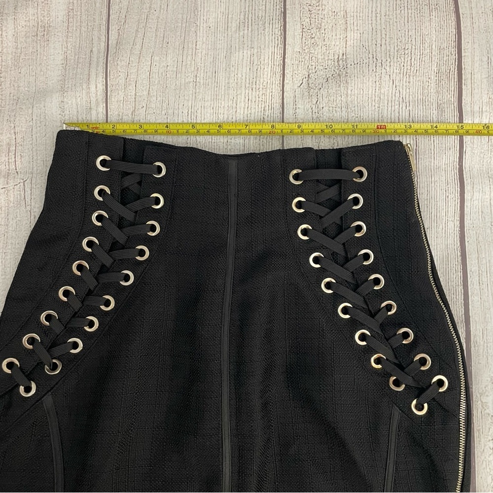 FOREVER UNIQUE Women’s Black & Gold Skirt with Lace Detail Size 4 - Picture 3 of 6